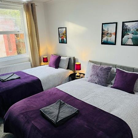 2 Bedrooms House Near Central Лондон Екстер'єр фото